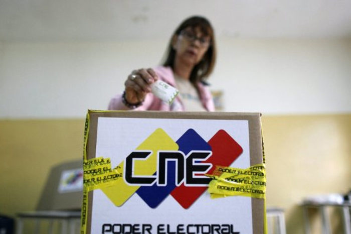 Mujer votando mujeres CNE elecciones venezuela municipales