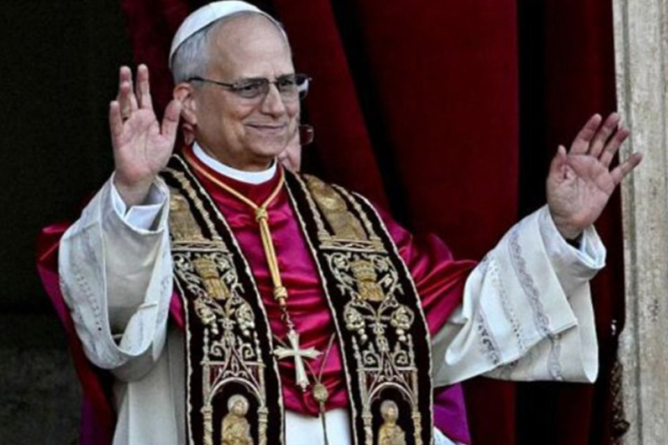 “El poder y la gloria” / Papa Leon XIV