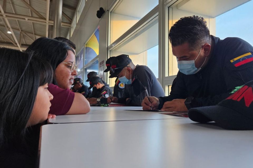 Vuelo migrantes venezolanos deportados