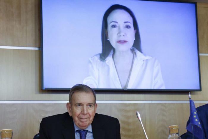 Edmundo González María Corina Machado