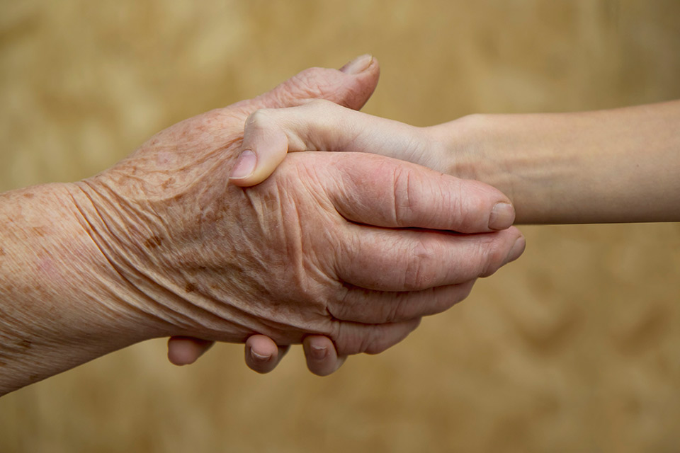 Envejecimiento y abandono: Reforcemos la alianza intergeneracional