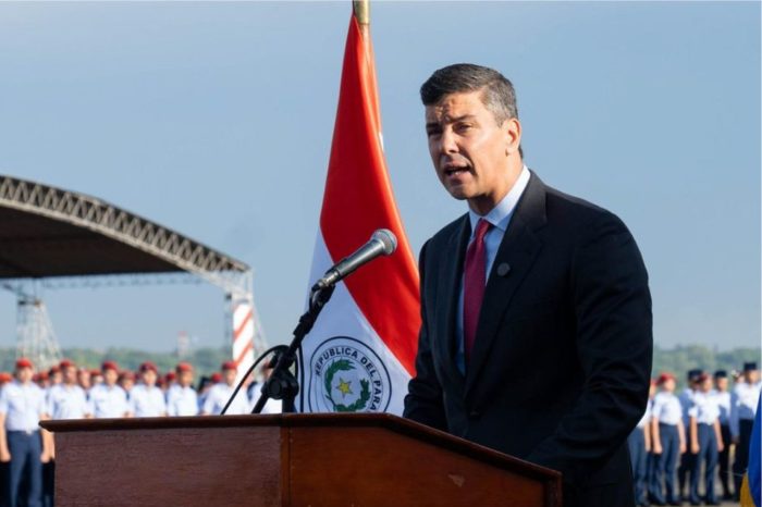 Santiago Peña Paraguay