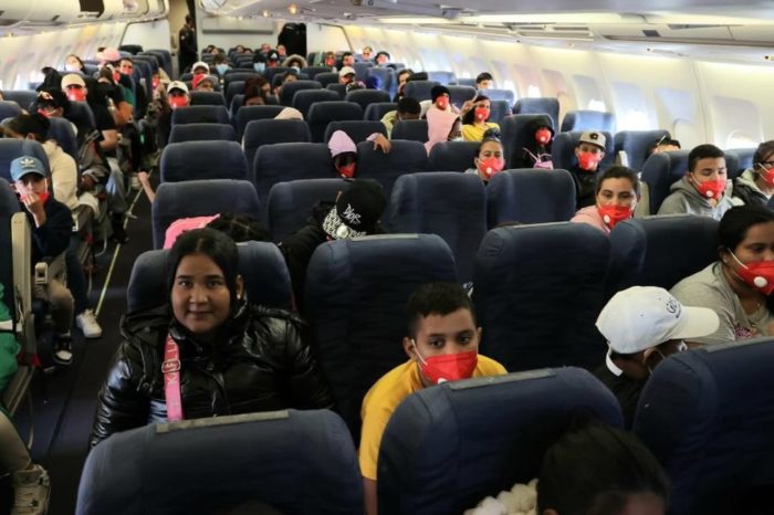 migrantes venezolanos repatriados México
