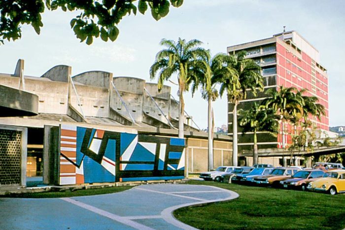 Universidades bajo asedio