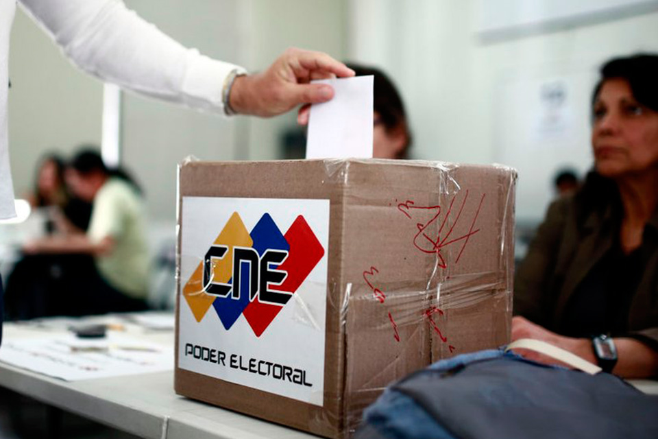 Comenzó la campaña: ¡Basta de realidades, queremos promesas!