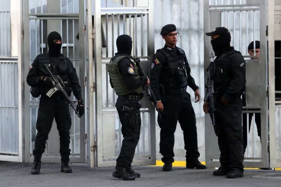 opositores detenidos