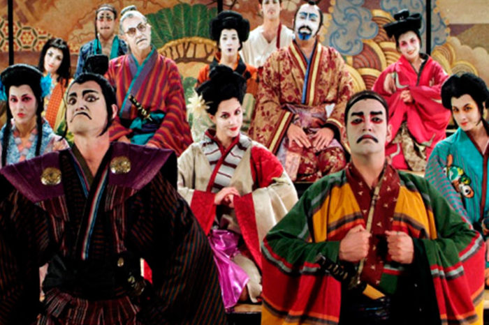Listas y recuerdos / El Mikado
