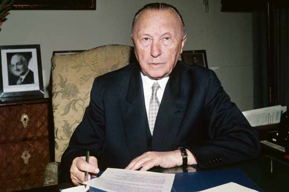 Orden y responsabilidad en tiempos de guerra / Konrad Adenauer