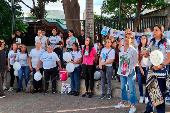 Vándalos contra las madres