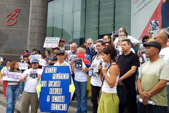 protesta activistas madres presos políticos