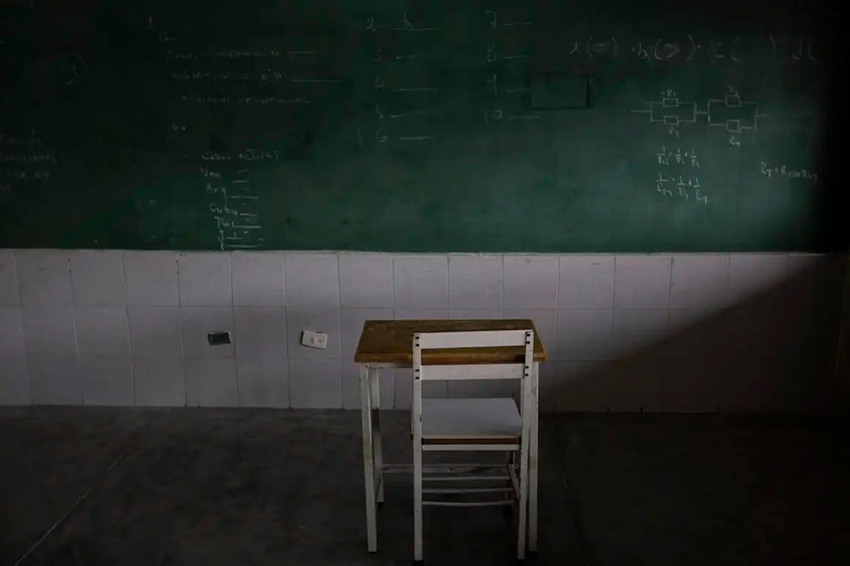 Por mejores análisis para reducir la deserción escolar