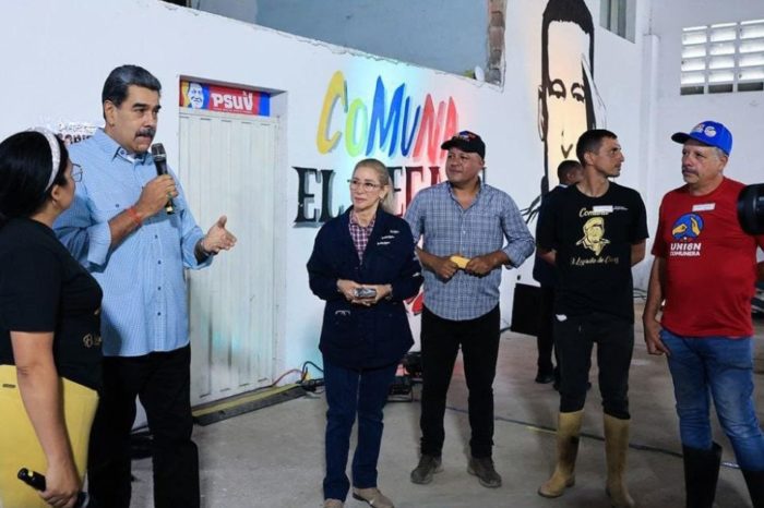 Nicolás Maduro comunas