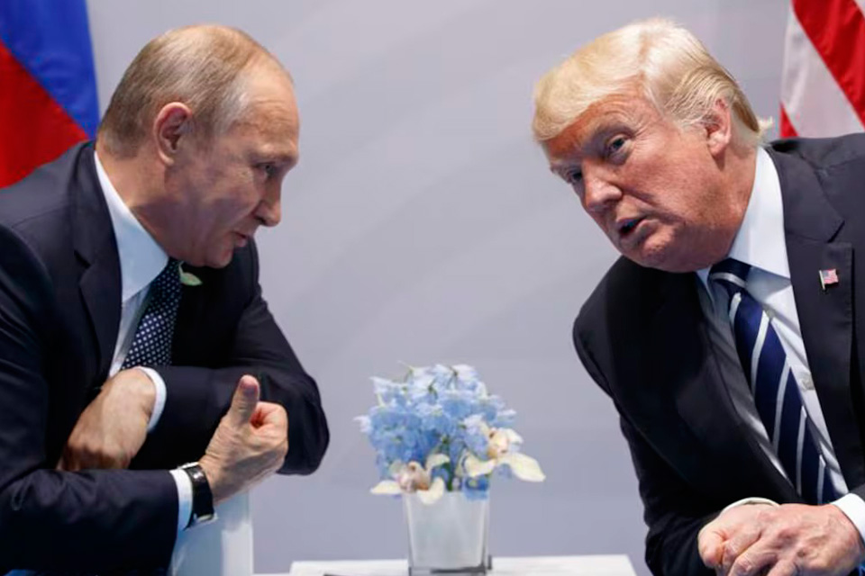 La revolución antidemocrática del siglo XXI / Putin y Trump