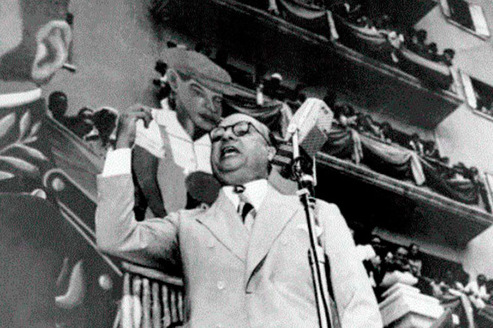 80 años del mesianismo político que Venezuela debe enterrar / Rómulo Betancourt