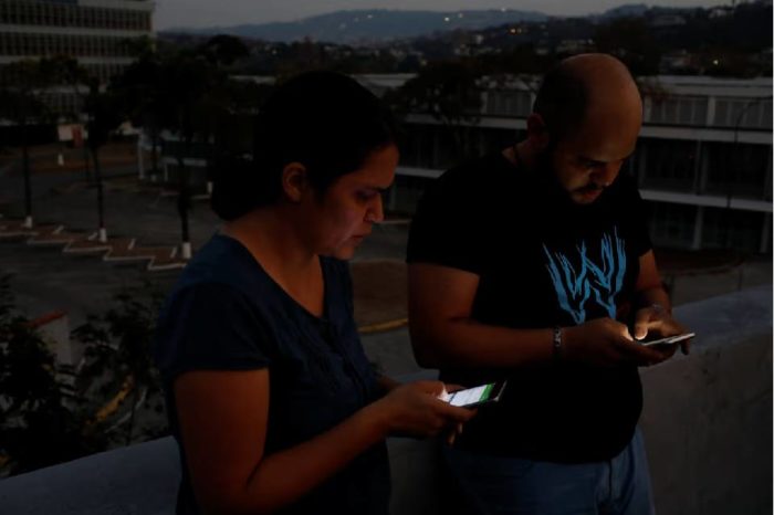 consumo celulares apagón venezuela