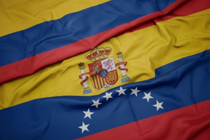 Colombianos y venezolanos en España