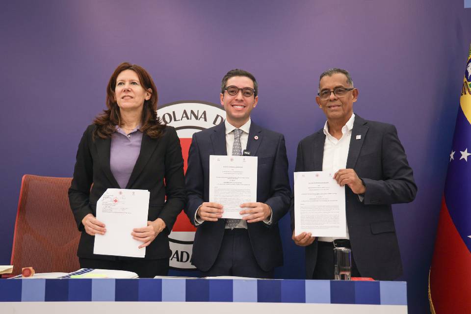 Cruz Roja acuerdo firma 1
