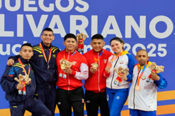 Atletas y entrenadores en los Juegos Bolivarianos