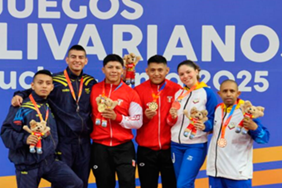 Atletas y entrenadores en los Juegos Bolivarianos