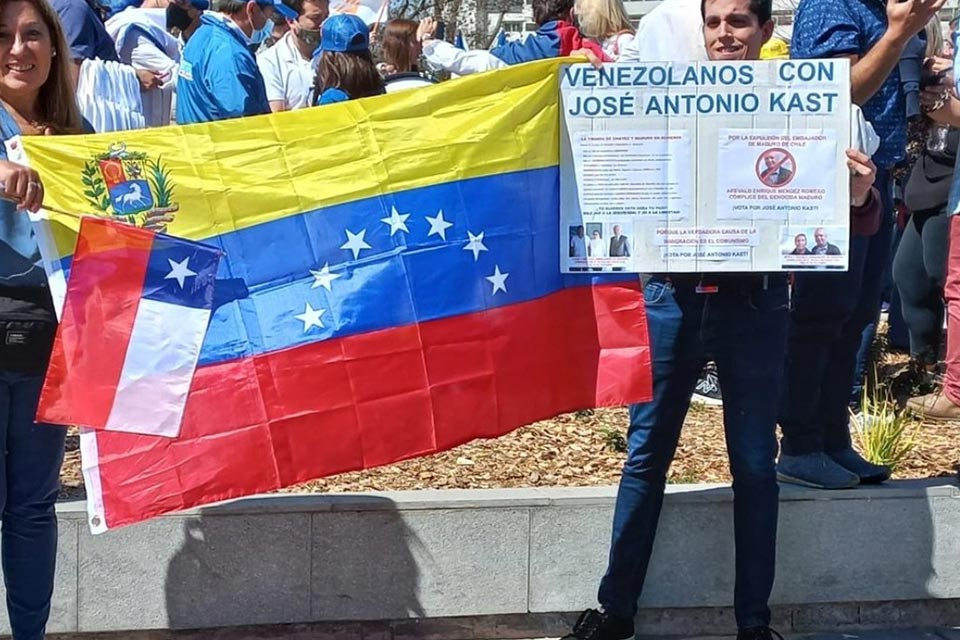 ¿Por qué los inmigrantes apoyan las políticas antiinmigratorias?