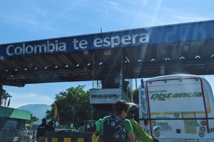 Venezolanos varados suspensión vuelos