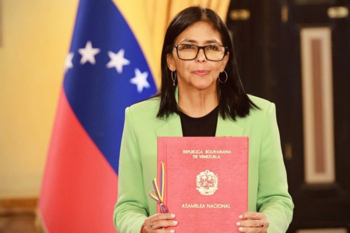 Delcy Rodríguez AN Miraflores leyes oficialismo