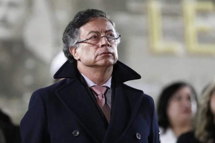Petro tomar las armas