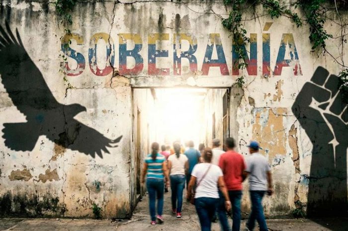 Ni autoritarismo reciclado, ni tutela extranjera
