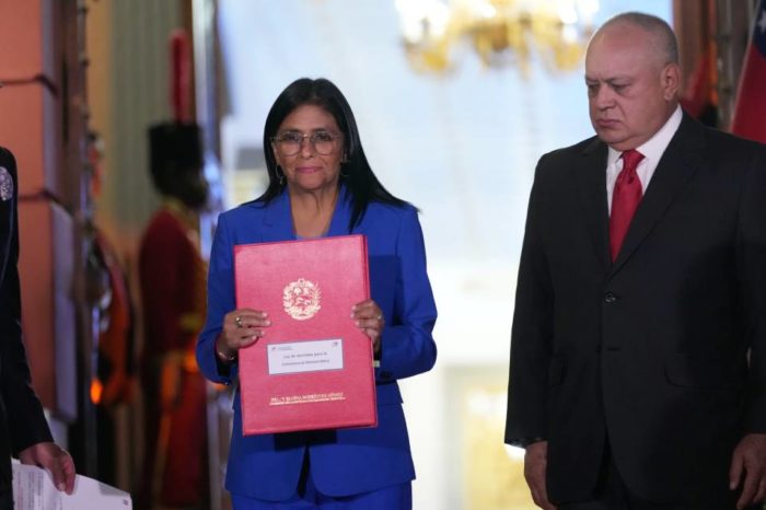 Delcy Rodriguez Diosdado Cabello amnistía