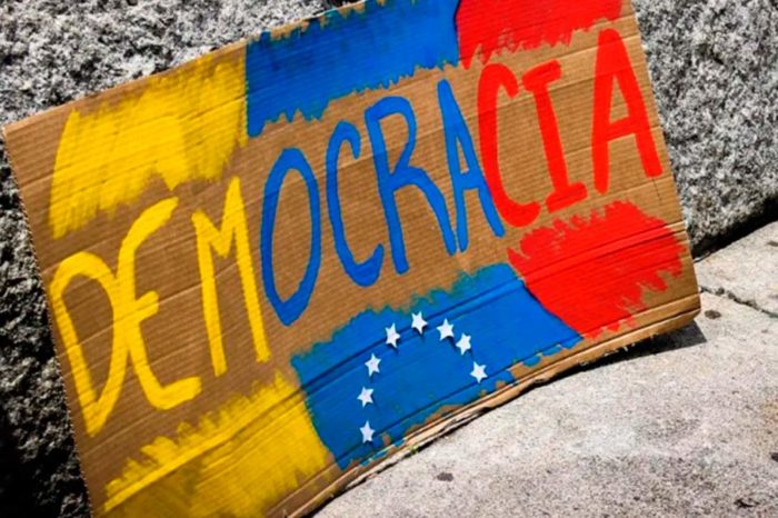 Democracia: del ideal al olvido