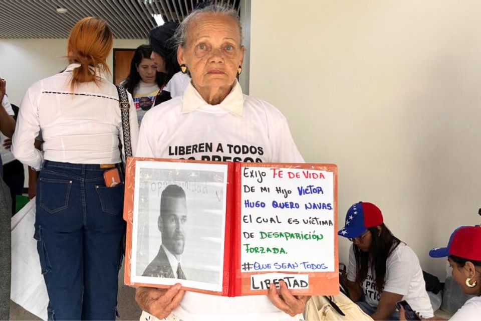 Madre de Víctor Quero Navas exige fe de vida