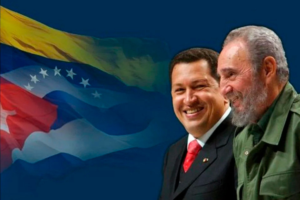 ¿De colonia a protectorado?