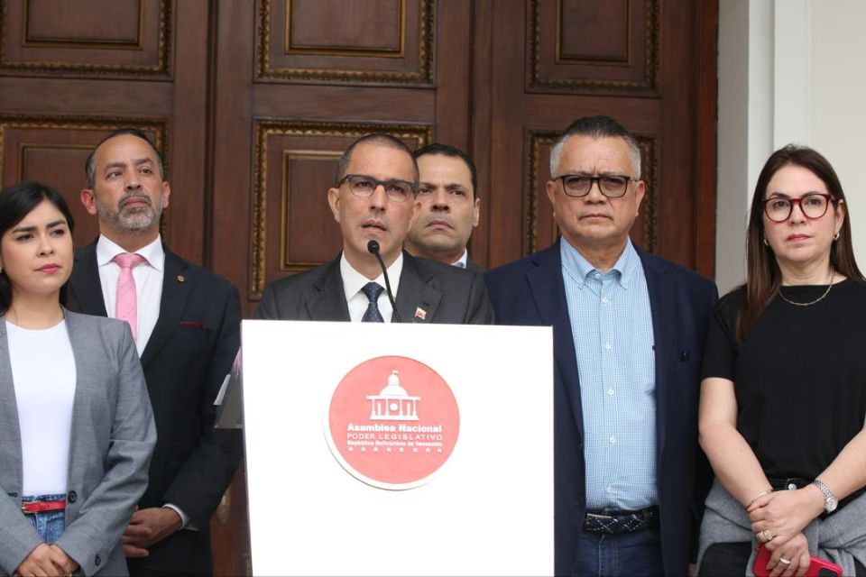 Jorge Arreaza Amnistía