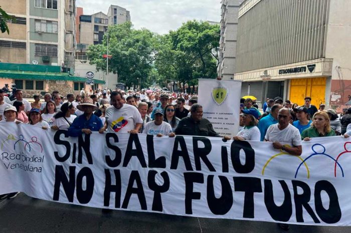¿Cómo subir los salarios en Venezuela sin destruir empleo?