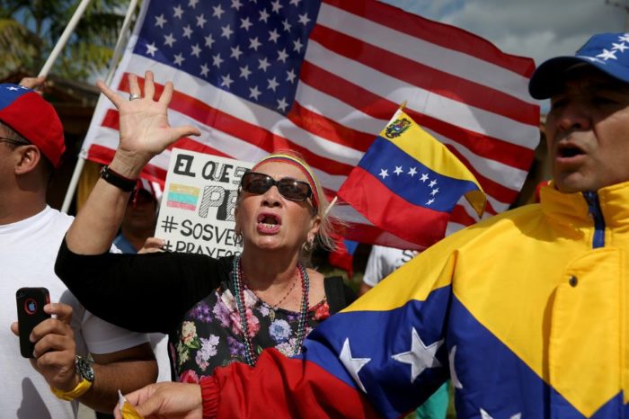 Venezolanos solicitan asilo en EEUU