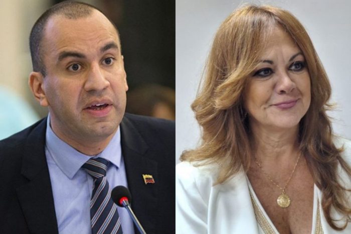Larry Devoe Eglée González