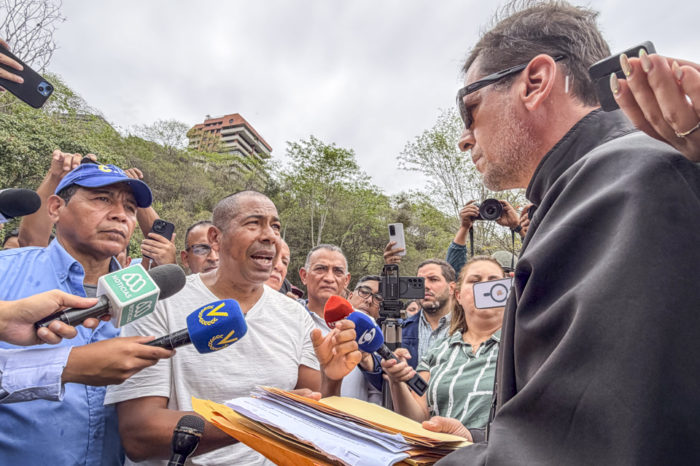 Marcha Embajada salario sindicalistas
