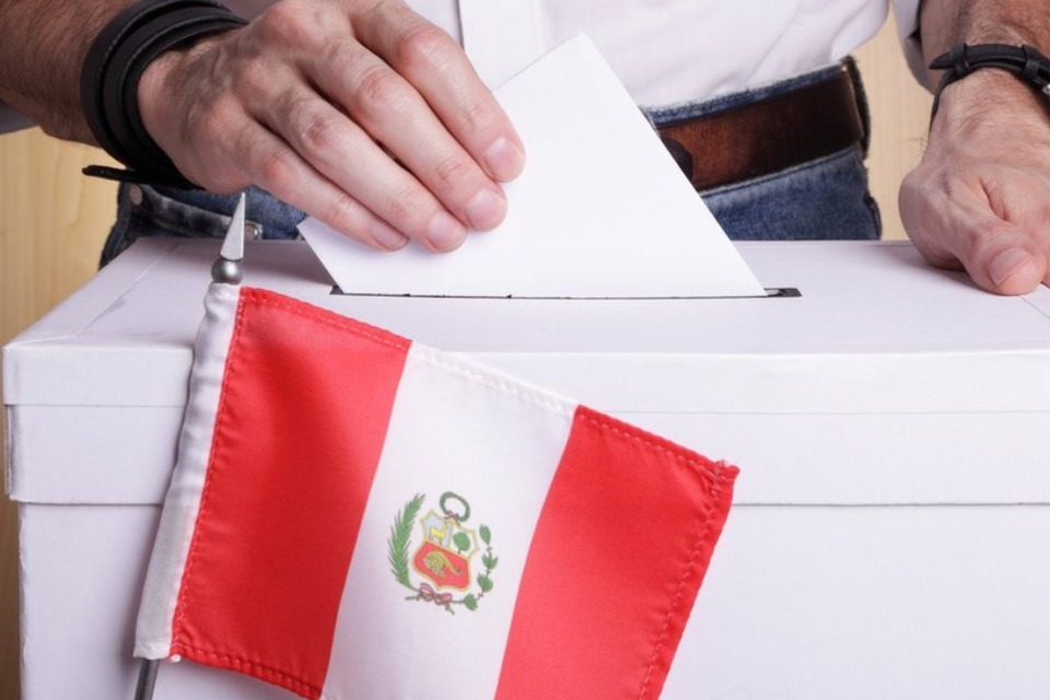 Elecciones presidenciales en Perú: ¿importa la política?