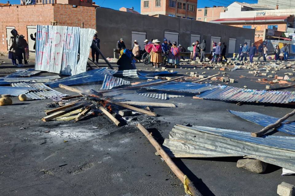 Connectas crisis Bolivia Rodrigo paz