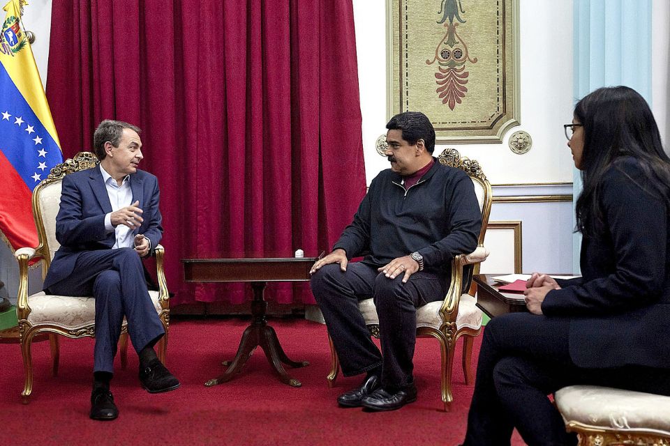 Zapater Maduro Delcy Miraflores libreta