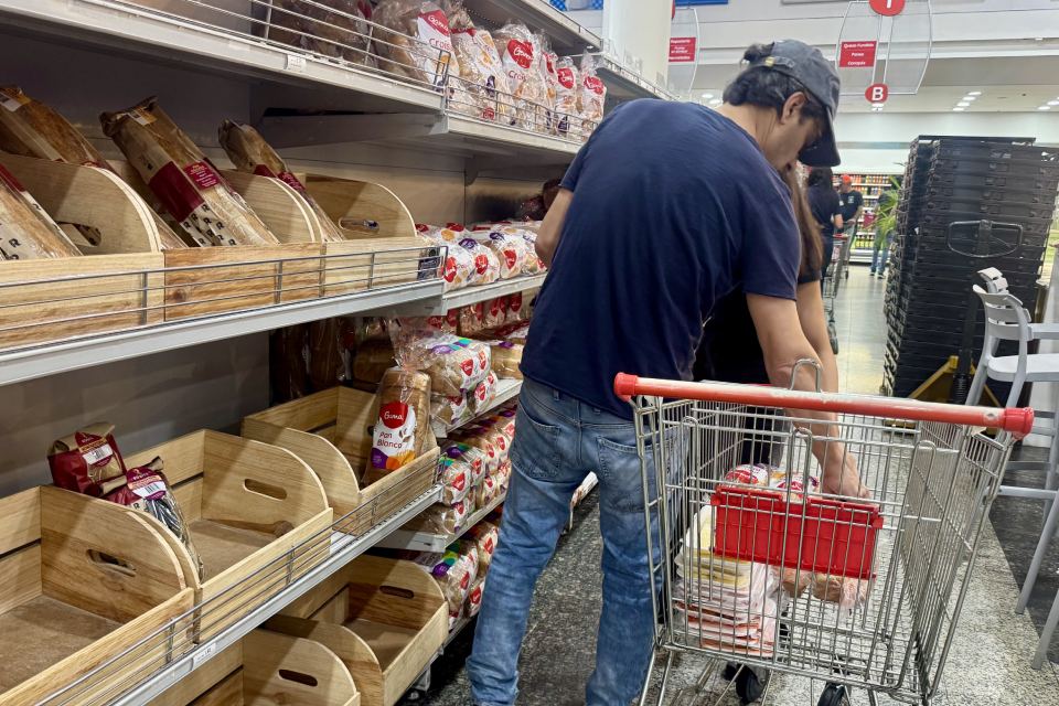 Comercios tras terremotos 26 junio 2026 003