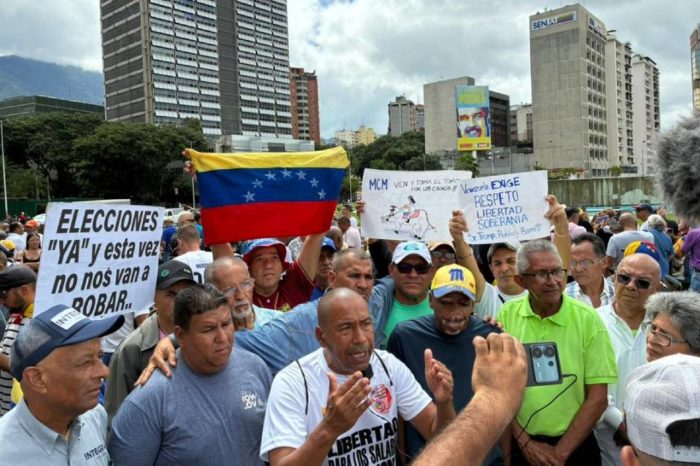 Protesta sindicatos Plaza Venezuela (1)