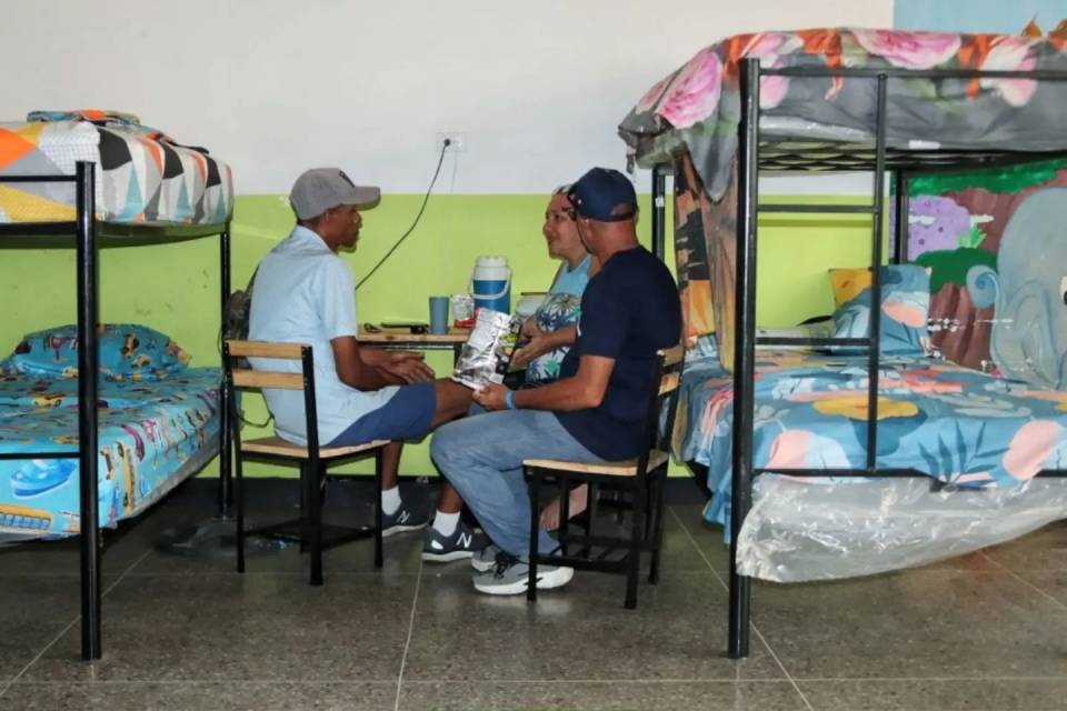 campamentos Guarenas terremotos