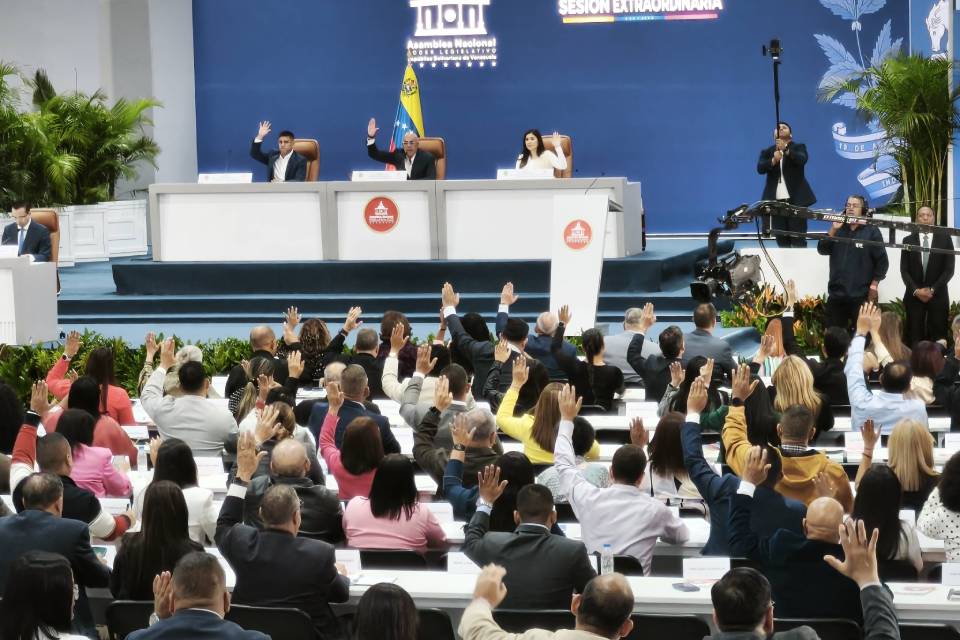 Asamblea Nacional Ley de Estafa Inmobiliaria Comité de Postulaciones
