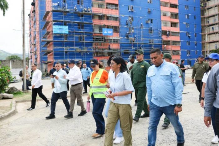 Delcy Rodríguez viviendas carabobo
