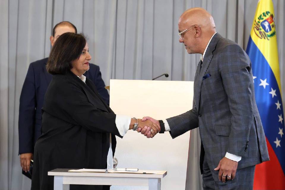 Diálogo Dinorah Figuera Jorge Rodríguez