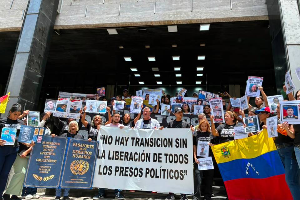 Protesta presos políticos Cancillería